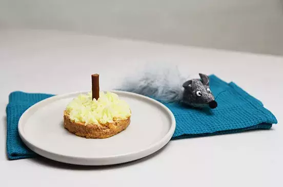 Cat birthday cake